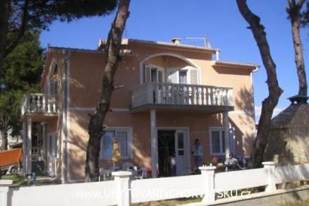 Apartments Emily ostrov Vir Chorvatsko