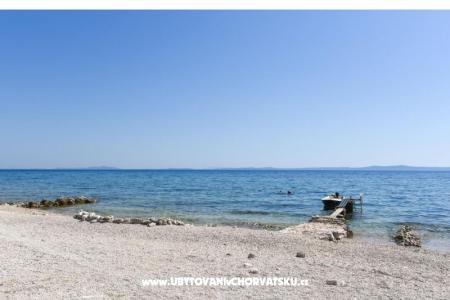 Crowonder Luxury Vir foto 4