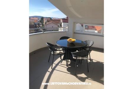 Penthouse s bazénem Ruža foto 3