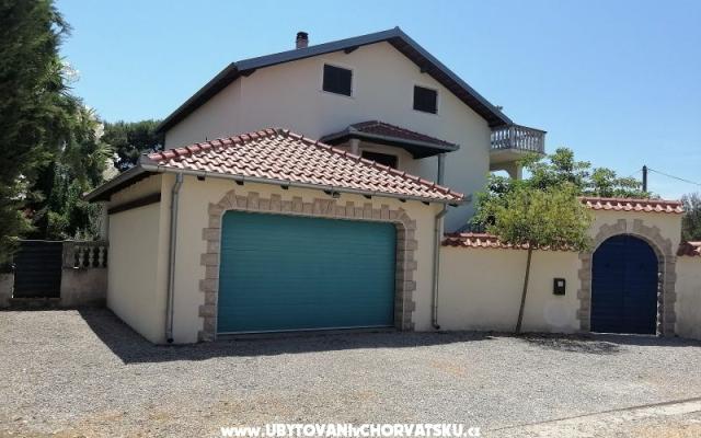 Holiday Apartmány Helena – Ubytování Bibinje Chorvatsko