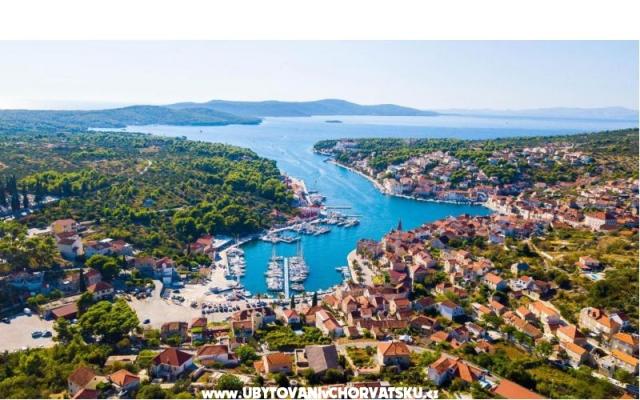 Villa Decima – Ubytování Brač Chorvatsko