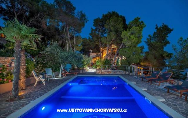 Villa Mamako – Ubytování Brač Chorvatsko