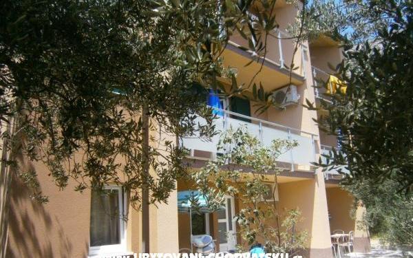 Apartmány Nada Mustapić – Ubytování Brela Chorvatsko