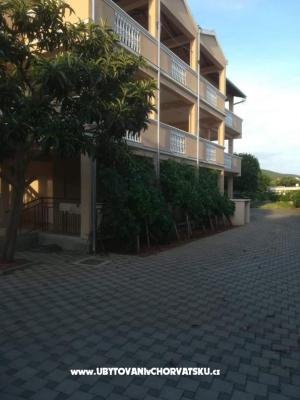 Apartmány Colić – Ubytování Sv. Filip i Jakov Chorvatsko
