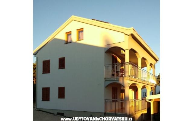 Apartmány Lukić – Ubytování Sv. Filip i Jakov Chorvatsko