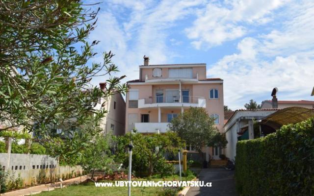 Cvita Dům Apartmány – Ubytování Sv. Filip i Jakov Chorvatsko