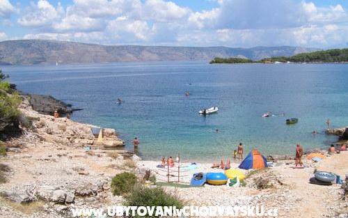 Apartmány pored mora – Ubytování ostrov Hvar Chorvatsko