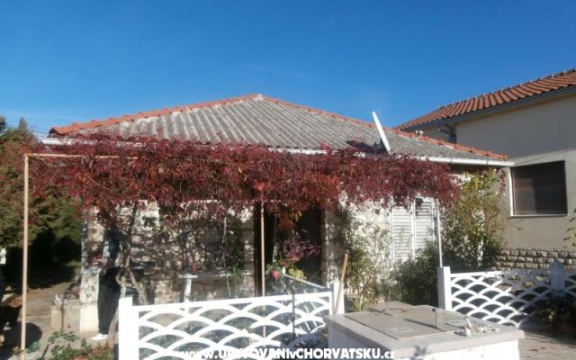 Dům k odpočinku - Zapuntel – Ubytování ostrovy Ist a Molat Chorvatsko