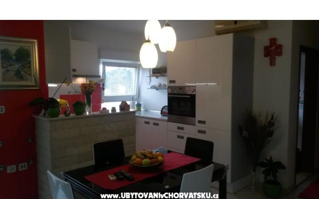 Apartmán  D$M – Ubytování Kaštela Chorvatsko