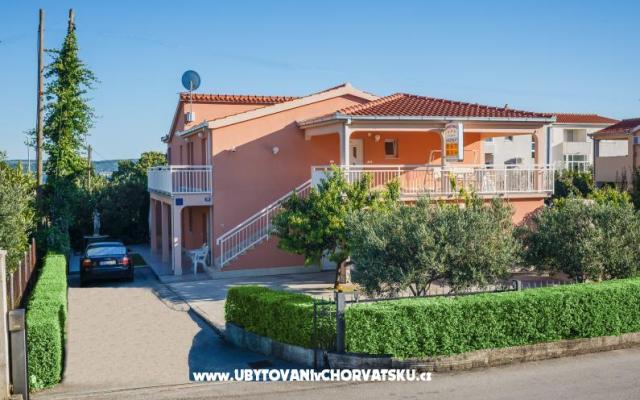 Apartmány Mirjana – Ubytování Kaštela Chorvatsko