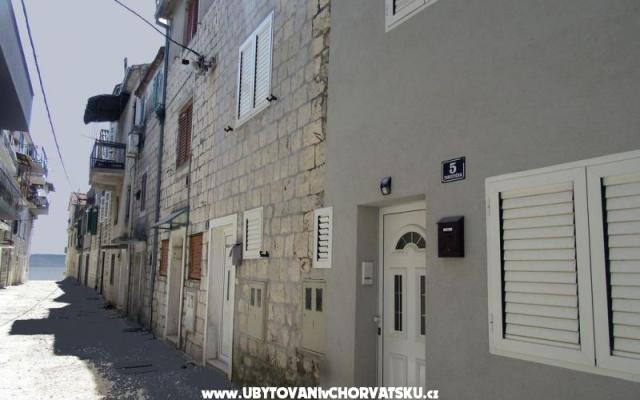 Holiday Home Sara- Kastel Stafilic – Ubytování Kaštela Chorvatsko