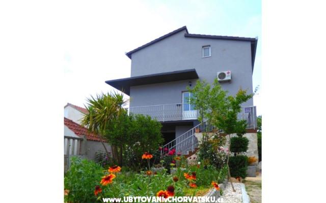 Apartmán Elvis – Ubytování Marina – Trogir Chorvatsko