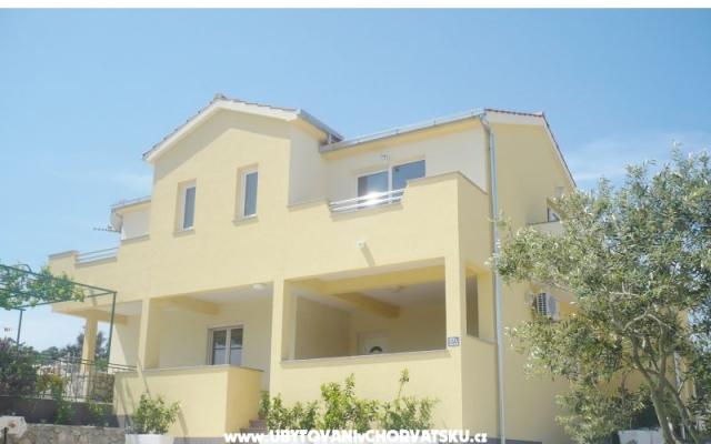Apartmány Ivana – Ubytování Marina – Trogir Chorvatsko