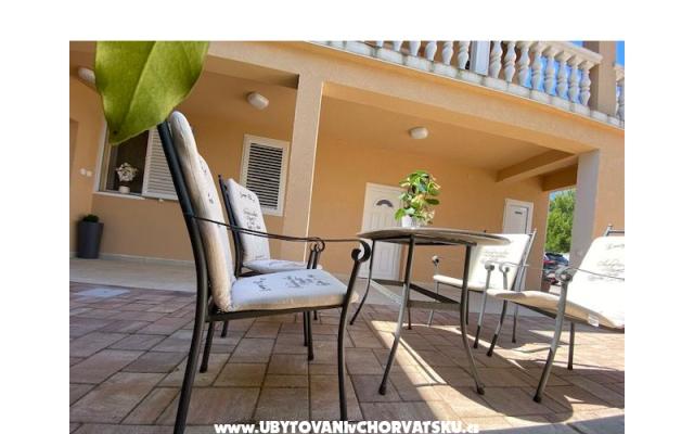 Aenona apartmani – Ubytování Nin Chorvatsko