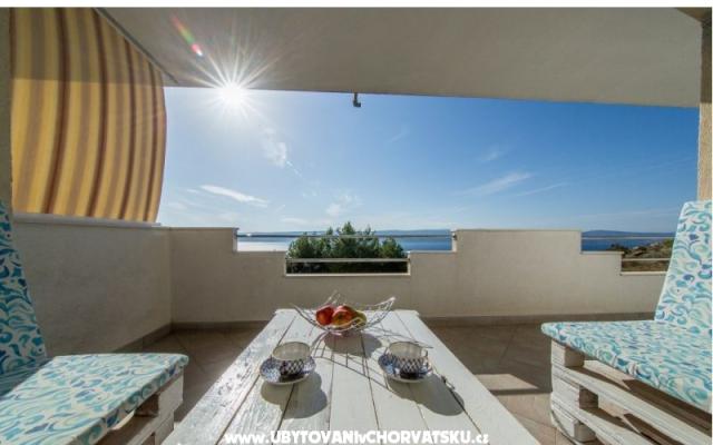 Apartmány  LUNI – Ubytování Omiš Chorvatsko