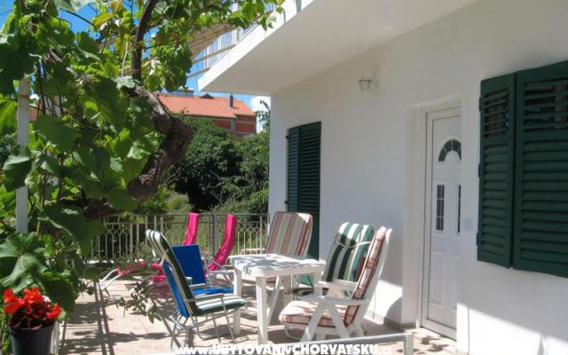 Apartmány Zora – Ubytování Pirovac Chorvatsko