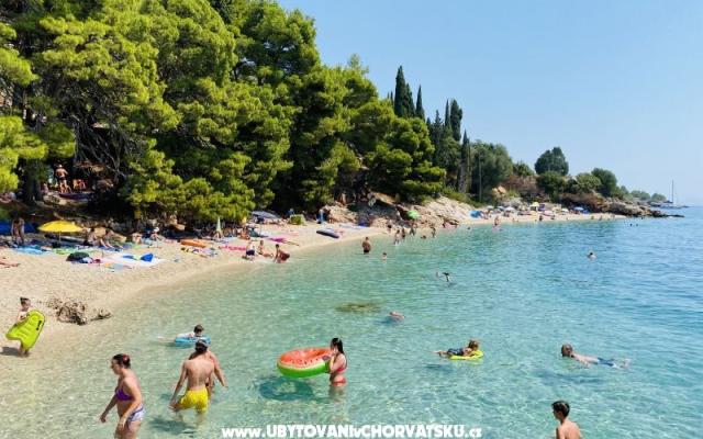 Villa Ana , one min walk to beach – Ubytování Pirovac Chorvatsko