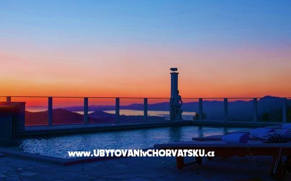 Villa Nino-Gornje Sitno – Ubytování Podstrana Chorvatsko