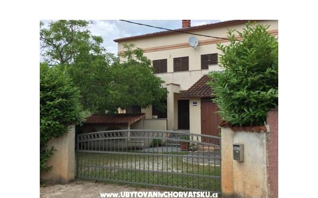 Dům Carnitia – Ubytování Pula Chorvatsko