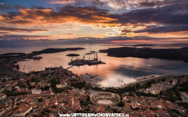 Pula City Center Accommodation****  – Ubytování Pula Chorvatsko