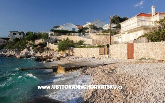 Apartmán Dude – Ubytování Rogoznica Chorvatsko