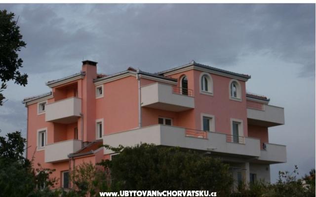 Apartmány  Villa Rosina  – Ubytování Rogoznica Chorvatsko
