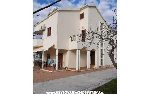 Apartmány Elvis – Ubytování Sukošan Chorvatsko