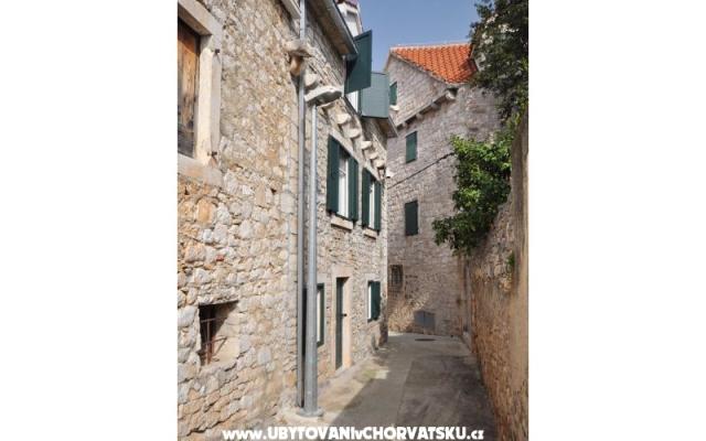 Apartmány Sandra – Ubytování Supetar – Brač Chorvatsko