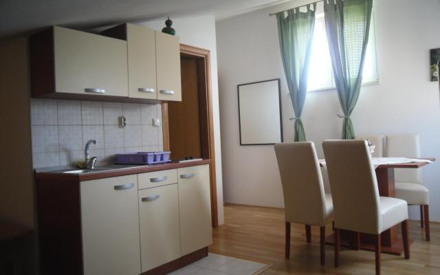 Apartmány Emi – Ubytování Tučepi Chorvatsko