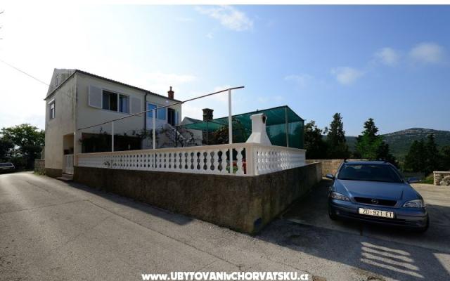 Dům k odpočinku Martin – Ubytování ostrov Ugljan Chorvatsko