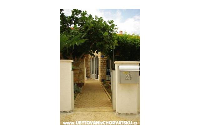 Apartmány Ivica Serdarušić – Ubytování ostrov Vir Chorvatsko