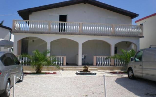 Nerdzana Vestweber – Ubytování ostrov Vir Chorvatsko