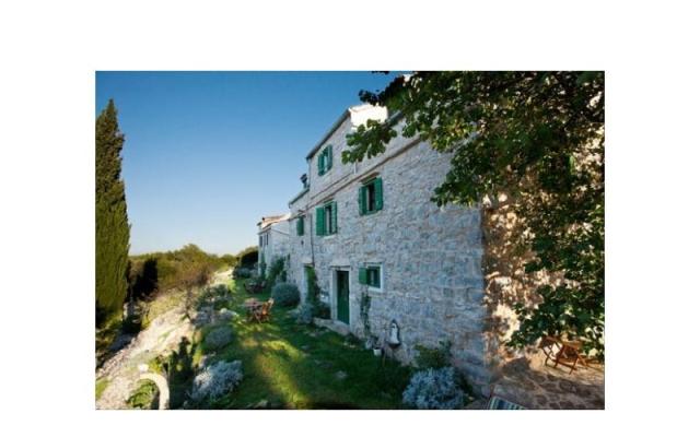 Talez – Ubytování ostrov Vis Chorvatsko