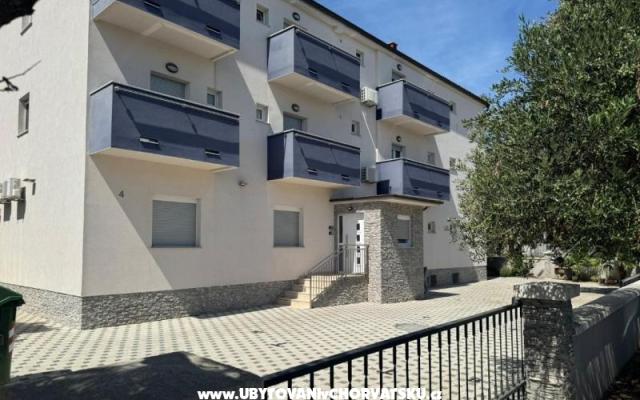 Apartmán Lena – Ubytování Vodice Chorvatsko