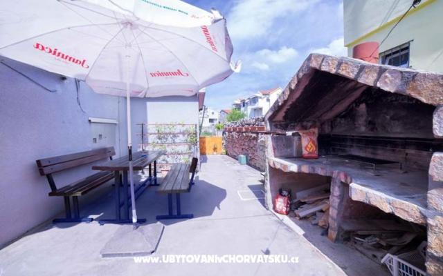 Apartmán MIKA – Ubytování Vodice Chorvatsko