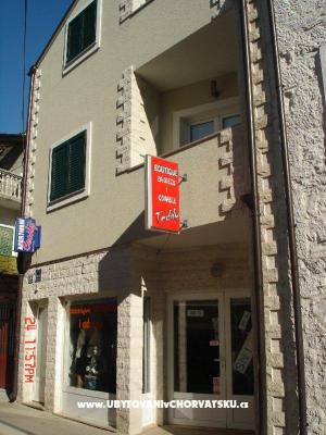 Apartmány Cecily – Ubytování Vodice Chorvatsko