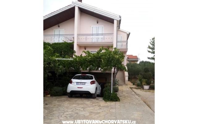 Apartmány Ema – Ubytování Vodice Chorvatsko