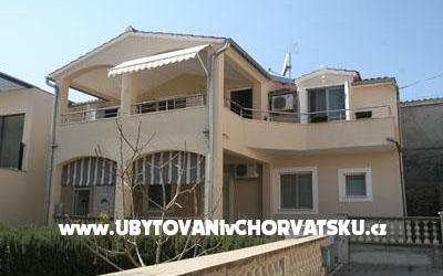 Apartmány Jela – Ubytování Vodice Chorvatsko