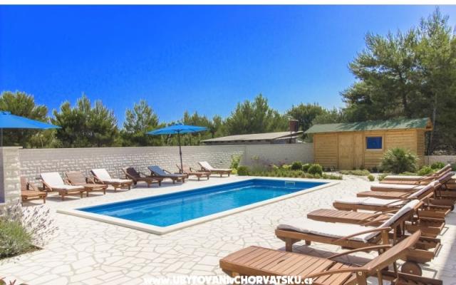 Villa Royal***** – Ubytování Vodice Chorvatsko