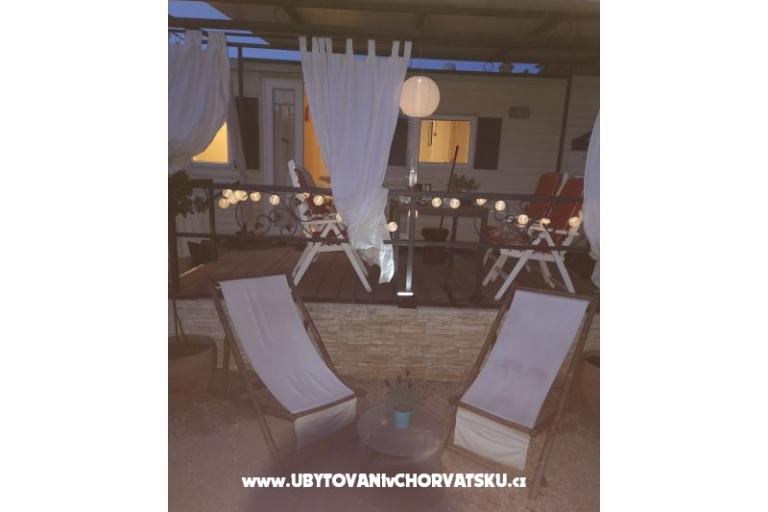 Mobile Dům Maroon – foto 2