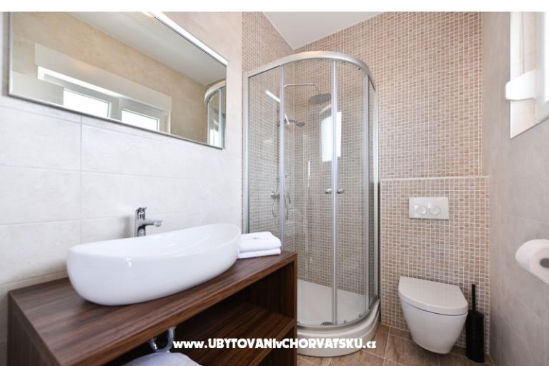 Crowonder Harbor willa u Polki – foto 8