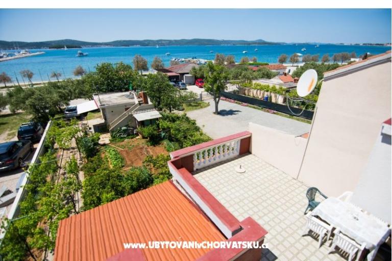 Apartmán Anastazija i sobe RoLo uz  – foto 2