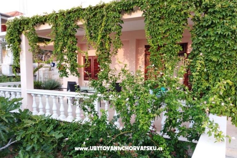 Saradela Dům – foto 2