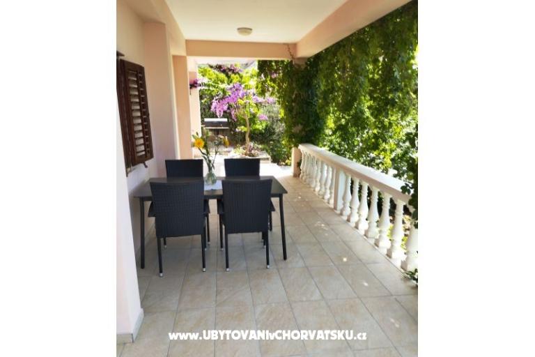 Saradela Dům – foto 3