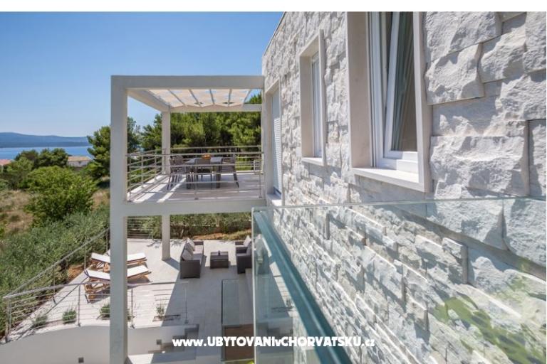 Villa Blanka Bol island Brac for 12 – foto 4