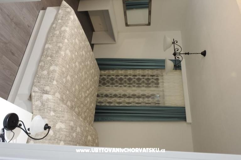 Luxury Apartmány s bazénem – foto 10