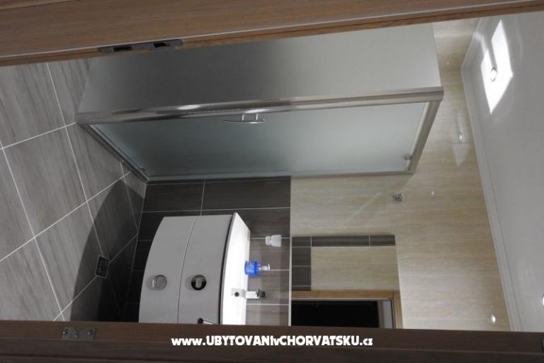 Luxury Apartmány s bazénem – foto 9