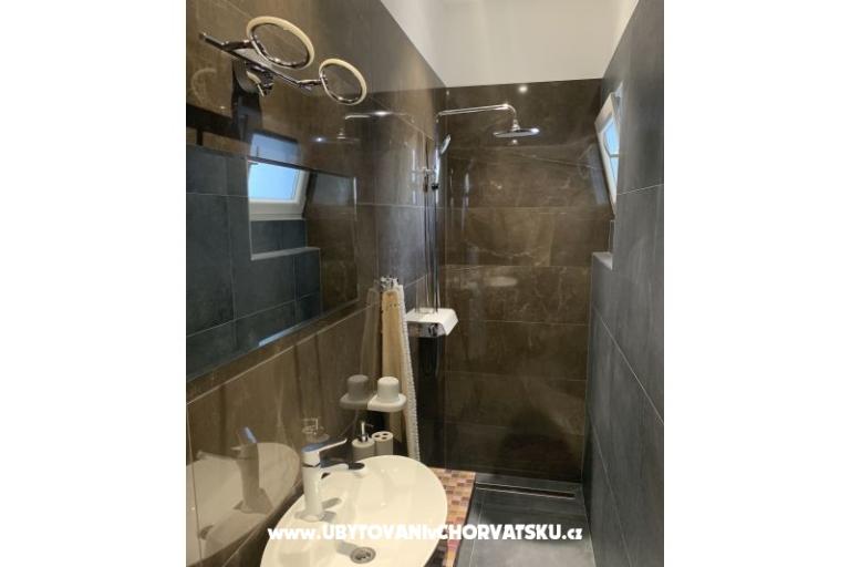 Sunrise Luxury Apartmány – foto 9