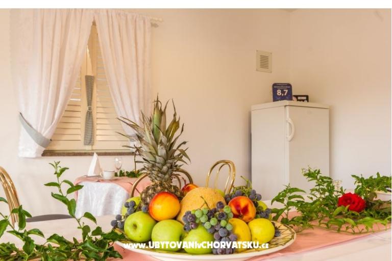 Apartmány Mihaela – foto 8