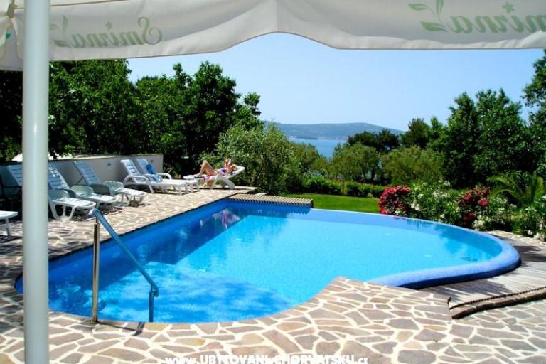 Vila Smirna 4*  s bazénem  – foto 2